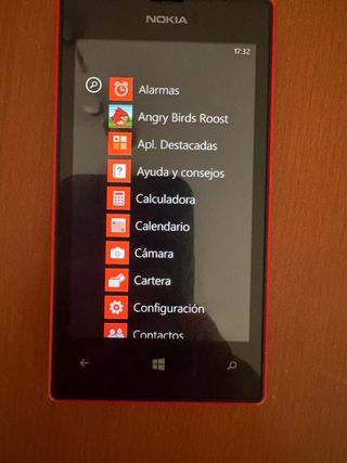 Nokia Lumia: móvil rojo-naranja