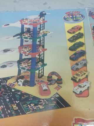 Parking de coches antiguo AVC. Ref. 7391