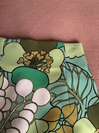 Gonna Zara corta svasata fantasia