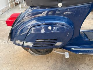 Vespa Primavera 75cc de 1979.