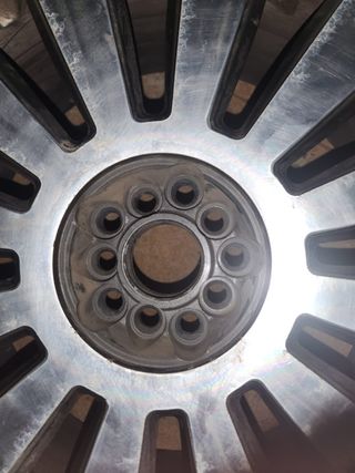 4 Llantas Audi S8 19" + 2 Neumáticos