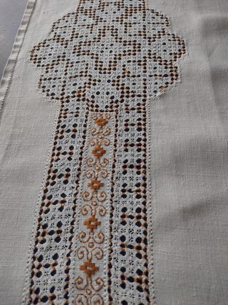 Mantel bordado lino blanco y marrón