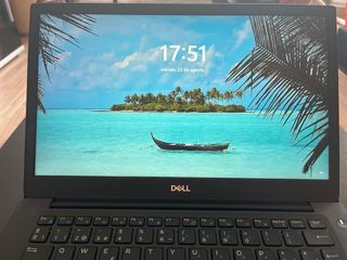 Portátil Dell 7490 Negro