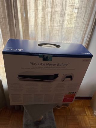 caja PS5 completa