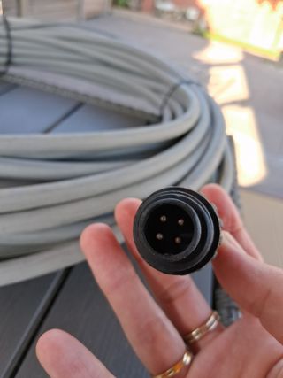 Cable limpiafondos gris