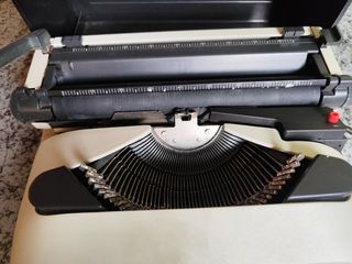 Olivetti Lettera 10 Vintage