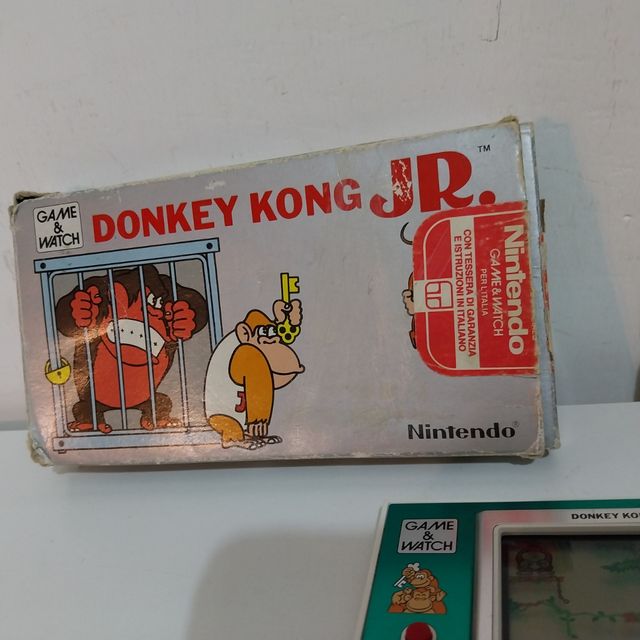 Nintendo Donkey Kong Jr. Game & Watch