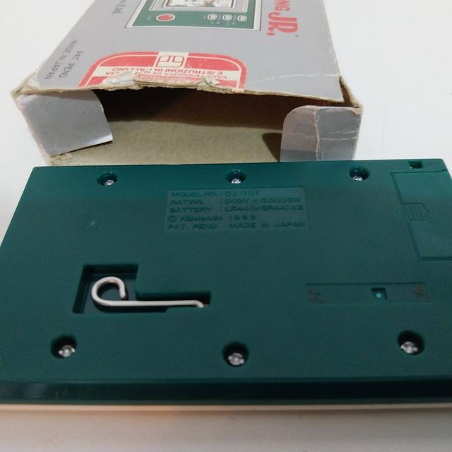 Nintendo Donkey Kong Jr. Game & Watch