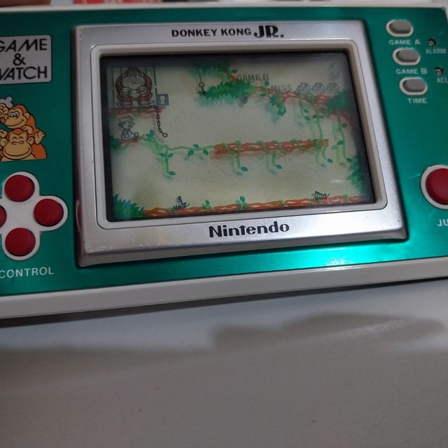 Nintendo Donkey Kong Jr. Game & Watch