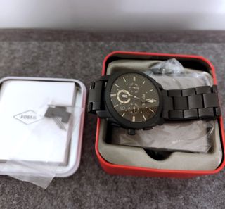 Reloj Fossil negro - dorado