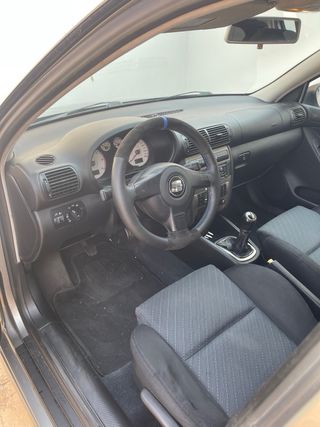 SEAT Leon 2004