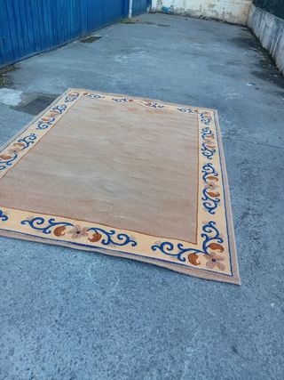 Alfombra salón beige y azul