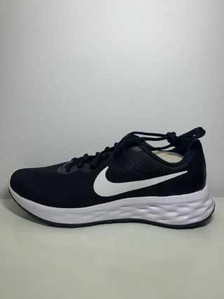 Zapatillas Nike Revolution 6 NN - Negras