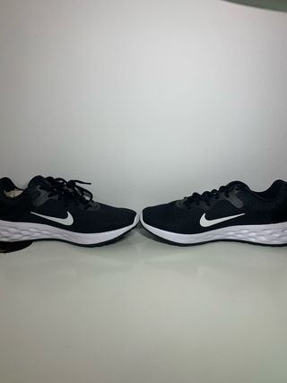 Zapatillas Nike Revolution 6 NN - Negras