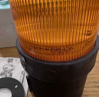 Luz Sinalização Schneider XVB L - Laranja