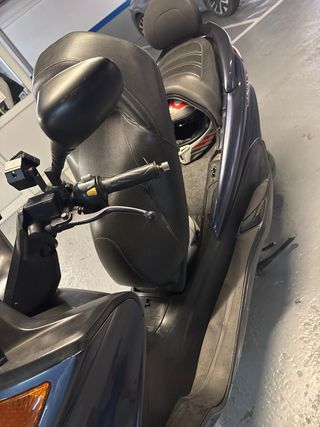 Moto Scooter Yamaha Majesty 250