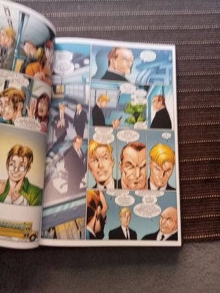 ULTIMATE SPIDERMAN 1: PODER Y RESPONSABILIDAD: ...