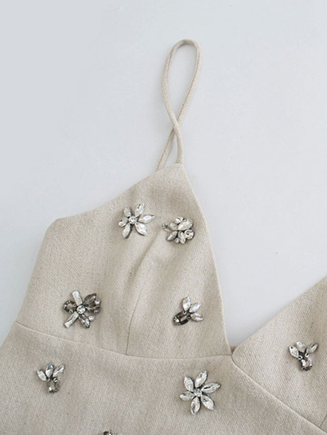 Vestido beige pedrería