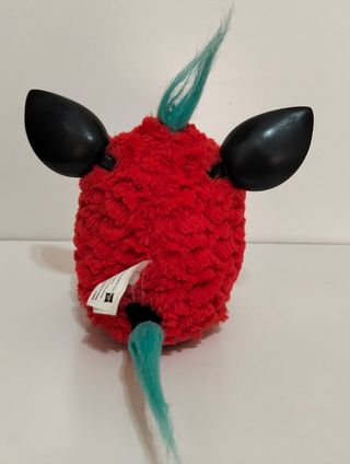 Furby 2012 Black Cherry, Español