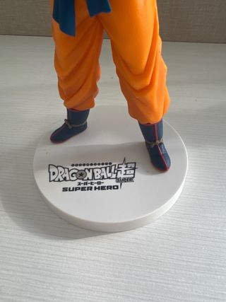 Figura Son Goku Dragon Ball Super Hero