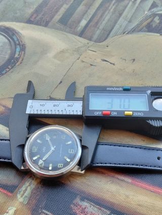 Reloj LOV automático