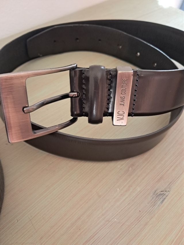 cinturones  
Versace VJC Jeans + Dolce Gabbana