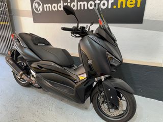 YAMAHA X-MAX 300 IRON MAX