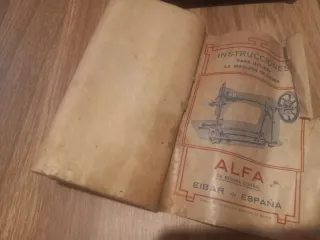 URGE Máquina coser Alfa