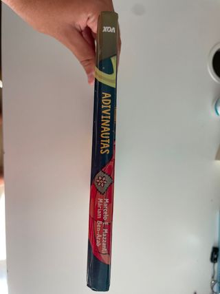 Adivinautas: 60 adivinanzas ilustradas