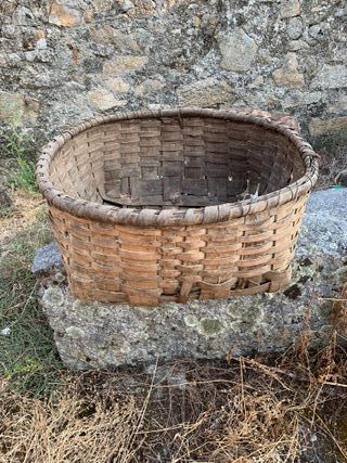 Cesto mimbre antiguo