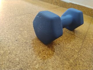 Mancuerna azul 4kg - Fitness