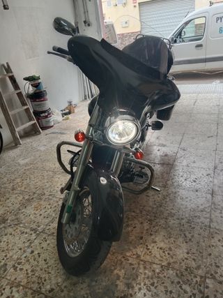 Moto Suzuki Intruder