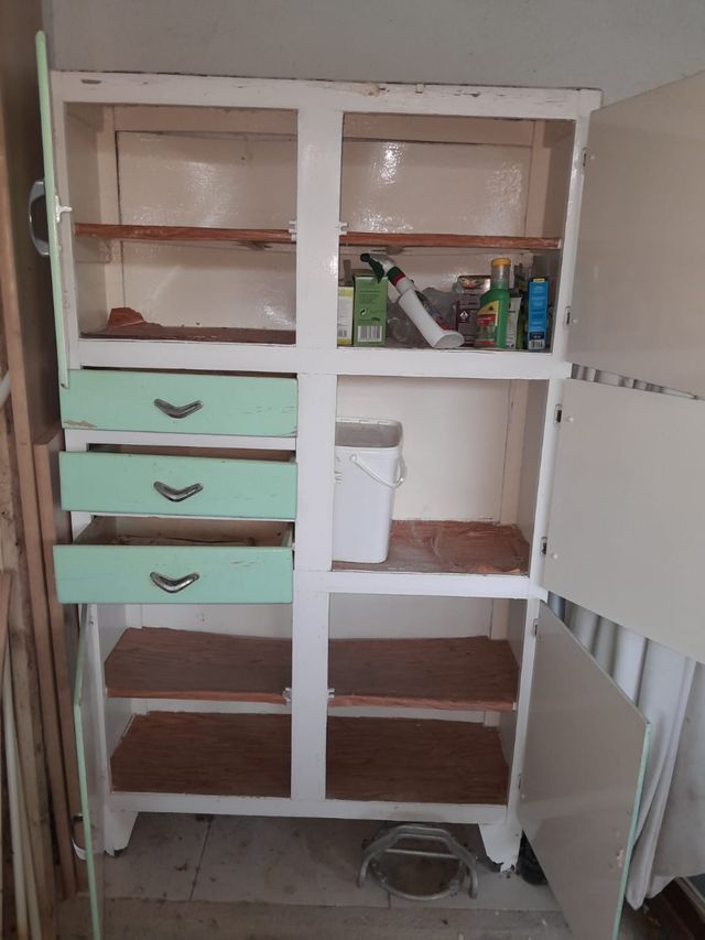 Alacena vintage años 50 a restaurar