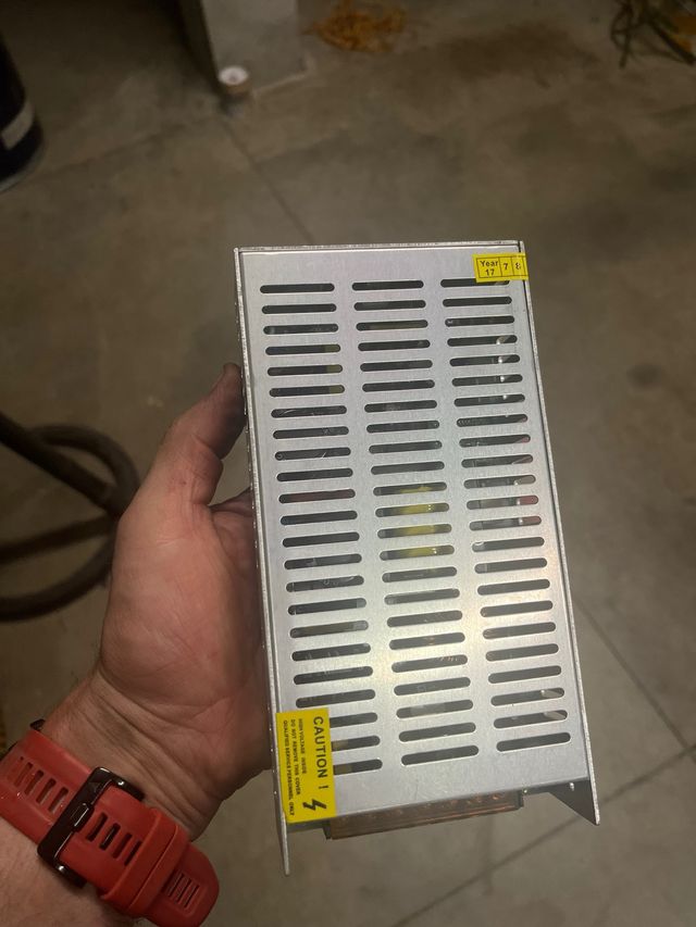 Fuente alimentación 24v DC 8.3A