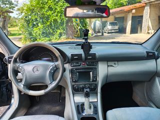Mercedes-Benz Clase C 2003
