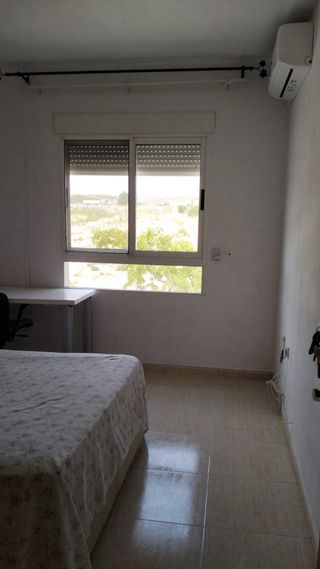 Alquilo habitacion  en Guadalupe , murcia