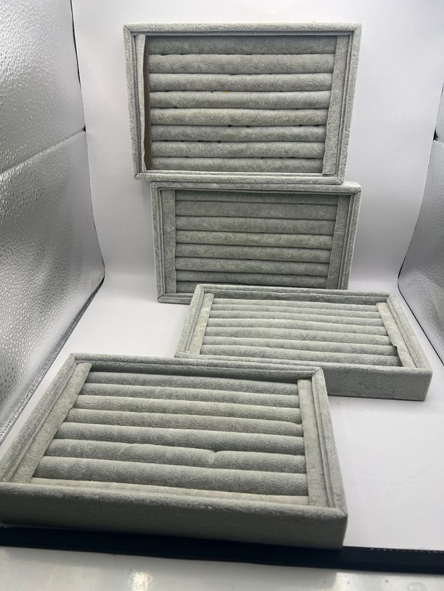 4 Joyeros Anillos Grises