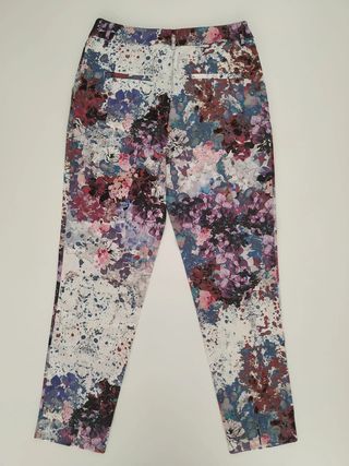 Pantalón floral de H&M