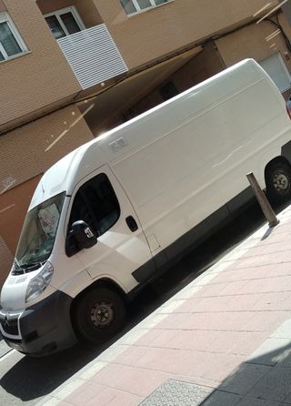 Mudanzas y transportes 