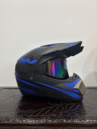Cascos Motocross 1 rojo, 1 azul