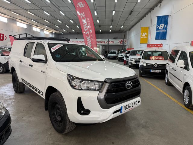 Toyota Hilux 2021