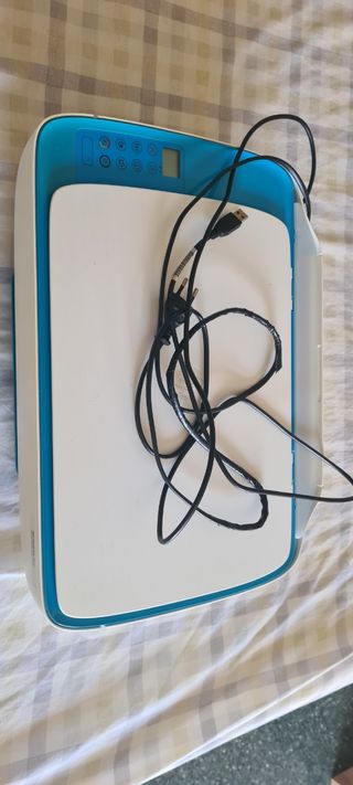 Impresora HP DeskJet 3637 - Blanca y Azul