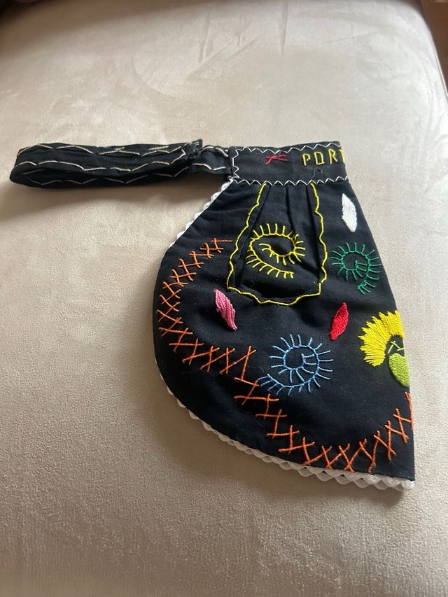 Delantal Bordado Portugal