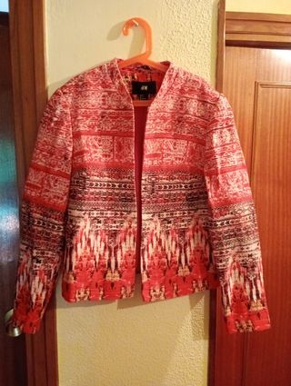 Chaqueta Zara roja talla S