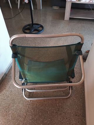 Lote de Silla Plegable Playa - Verde y silla blan