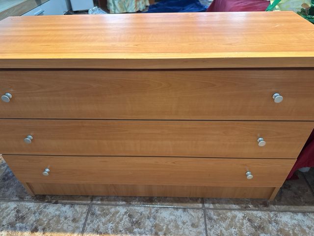 Cómoda 3 cajones madera