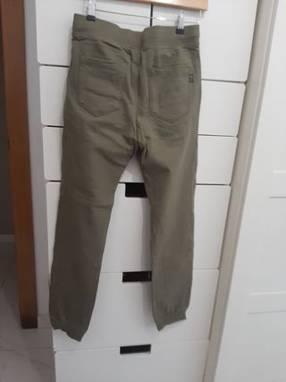 Pantalón chándal niño - Canada House. Talla 14 año