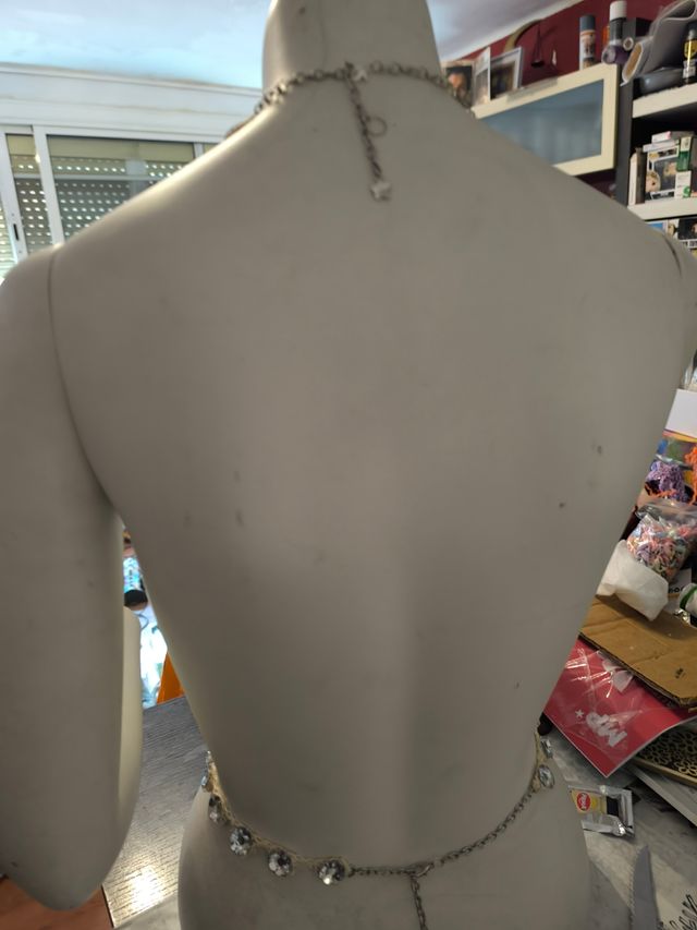 Collar joya body beige plata