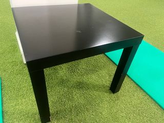 Mesa negra Ikea - madera