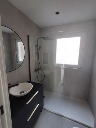 Instalaciones, reparaciones Y 
REFORMAS.
